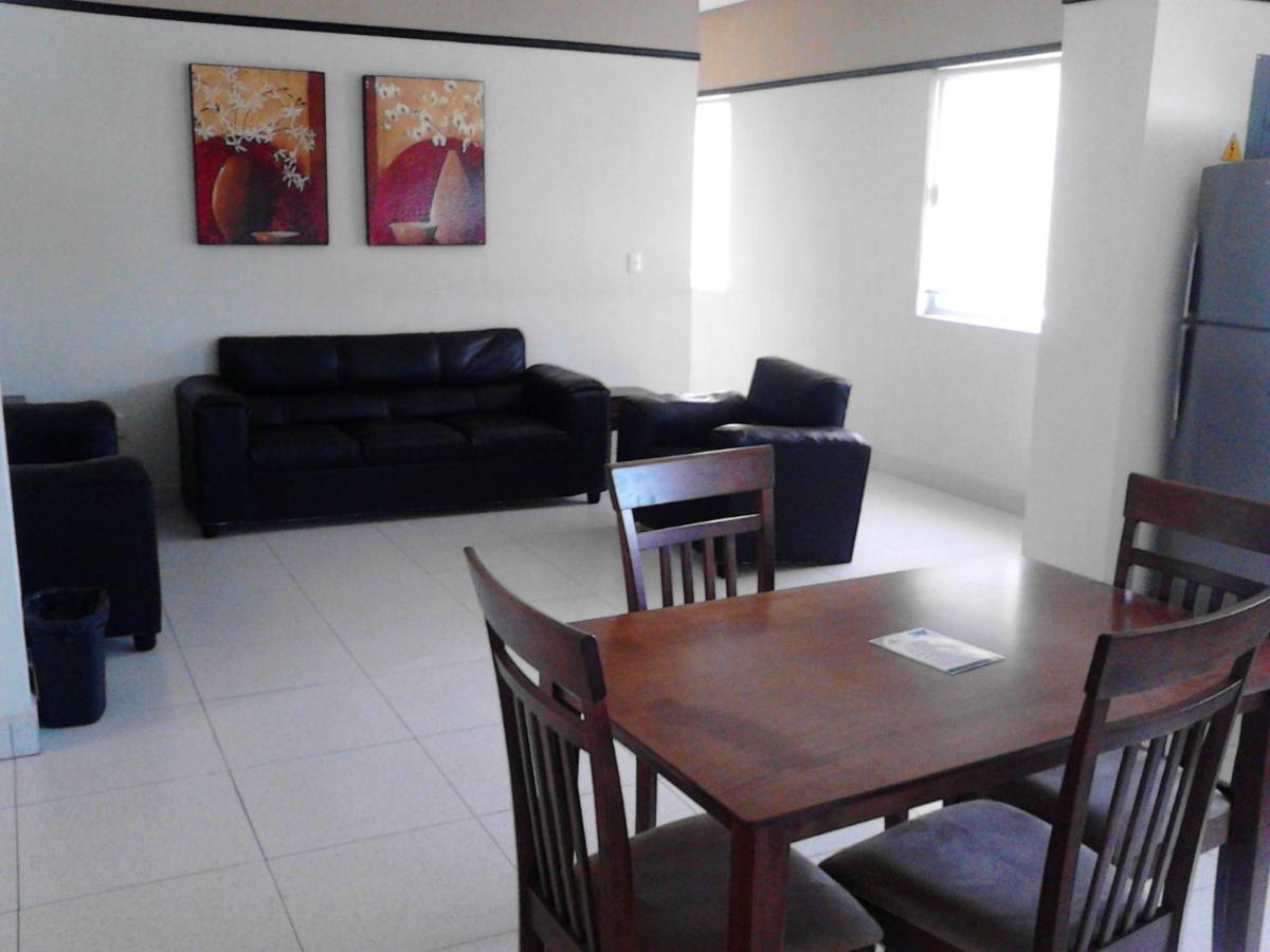 Jalyd Inn Irapuato Exterior photo